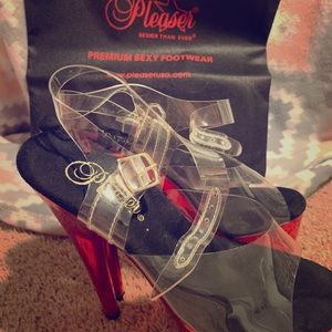 7” Red Chrome Pleaser Pumps